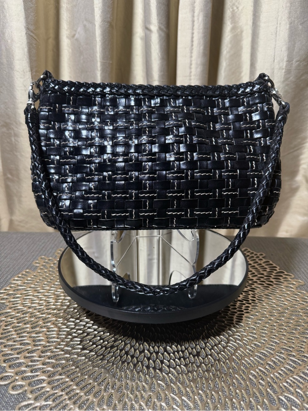 Elliott Lucca Black Woven Shoulder Bag – Classic Braided Strap